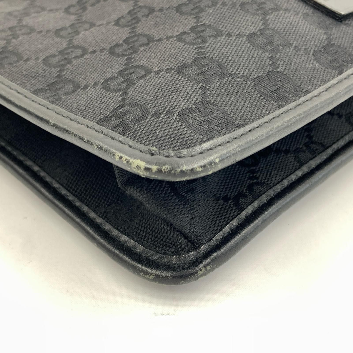 Gucci GG Canvas Shoulder Bag Black — view 5