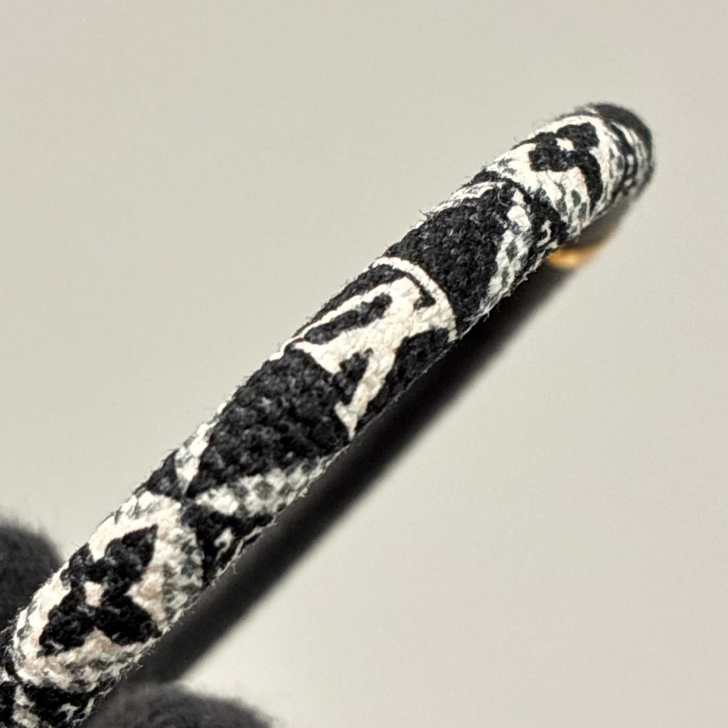 Louis Vuitton Bracelet LV Confidential Bicolor Box Cloth — view 8