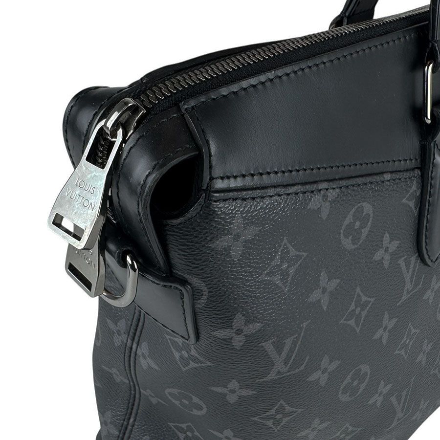 Louis Vuitton Shoulder Bag Monogram Eclipse Explorer — view 7