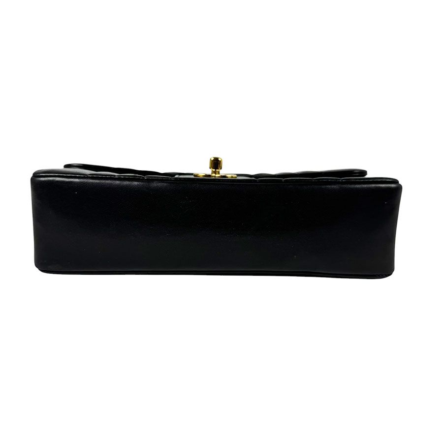 Chanel Shoulder Bag Black — view 4