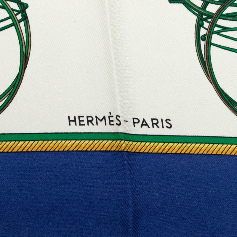 Hermes Carre 90 les Voitures Transformation Folding Canopy Carriage Scarf Large — view 5