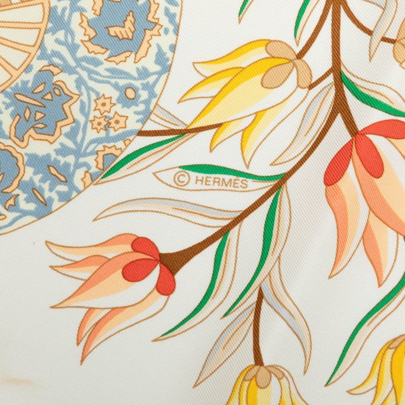 Hermes Carre 90 Flower Blooming Fabric Fleurs Et Papillons de Tissus Scarf — view 4