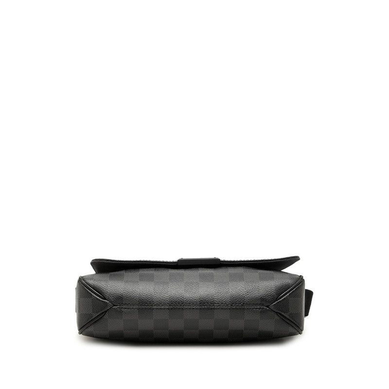 Louis Vuitton Damier Graphite District PM Crossbody Shoulder Bag Black — view 3