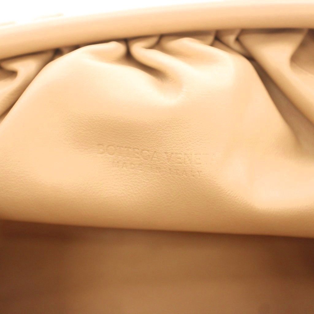 Bottega Veneta the Pouch Clutch Leather Solid Beige — view 4