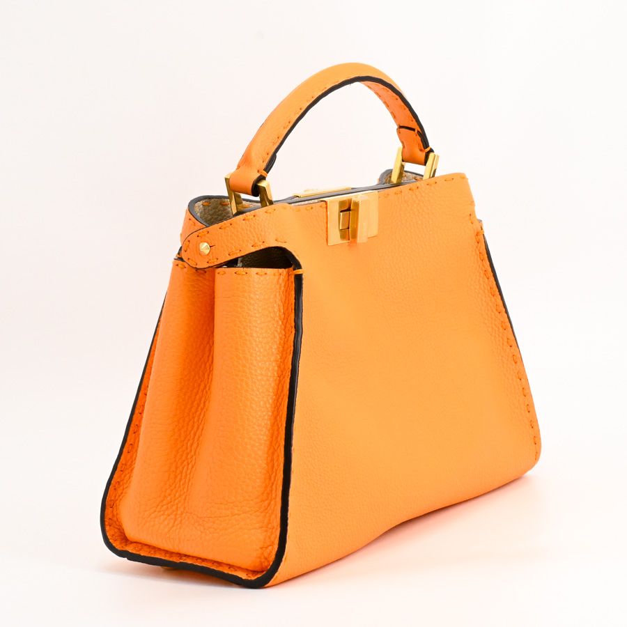 Fendi Shoulder Bag Peekaboo Iconic Essential — view 2