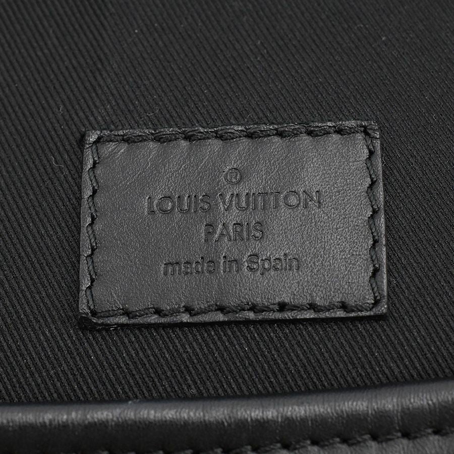 Louis Vuitton Shoulder Bag Magnetic Messenger — view 6