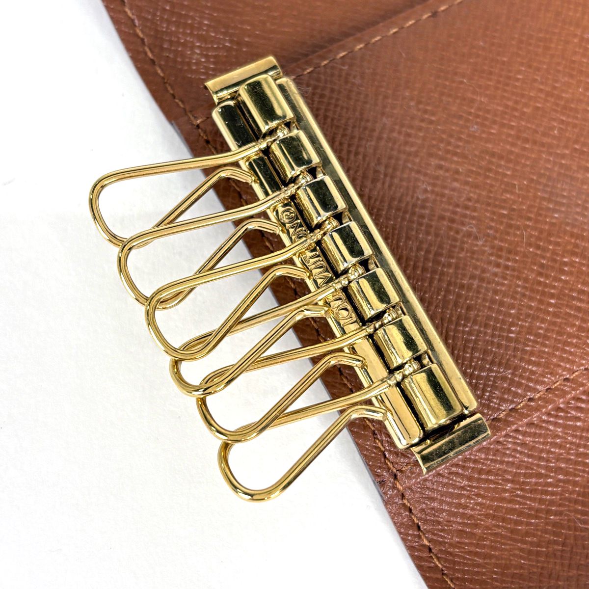 Louis Vuitton Multicles 6 Key Case Key Holder Key Hook Monogram Brown — view 4