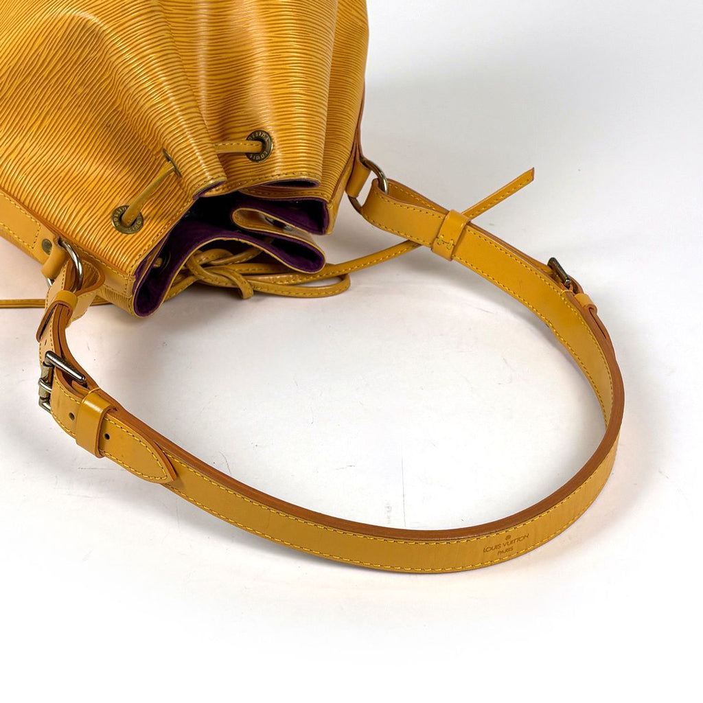 Louis Vuitton Shoulder Bag Drawstring Epi Tassili Yellow — view 5