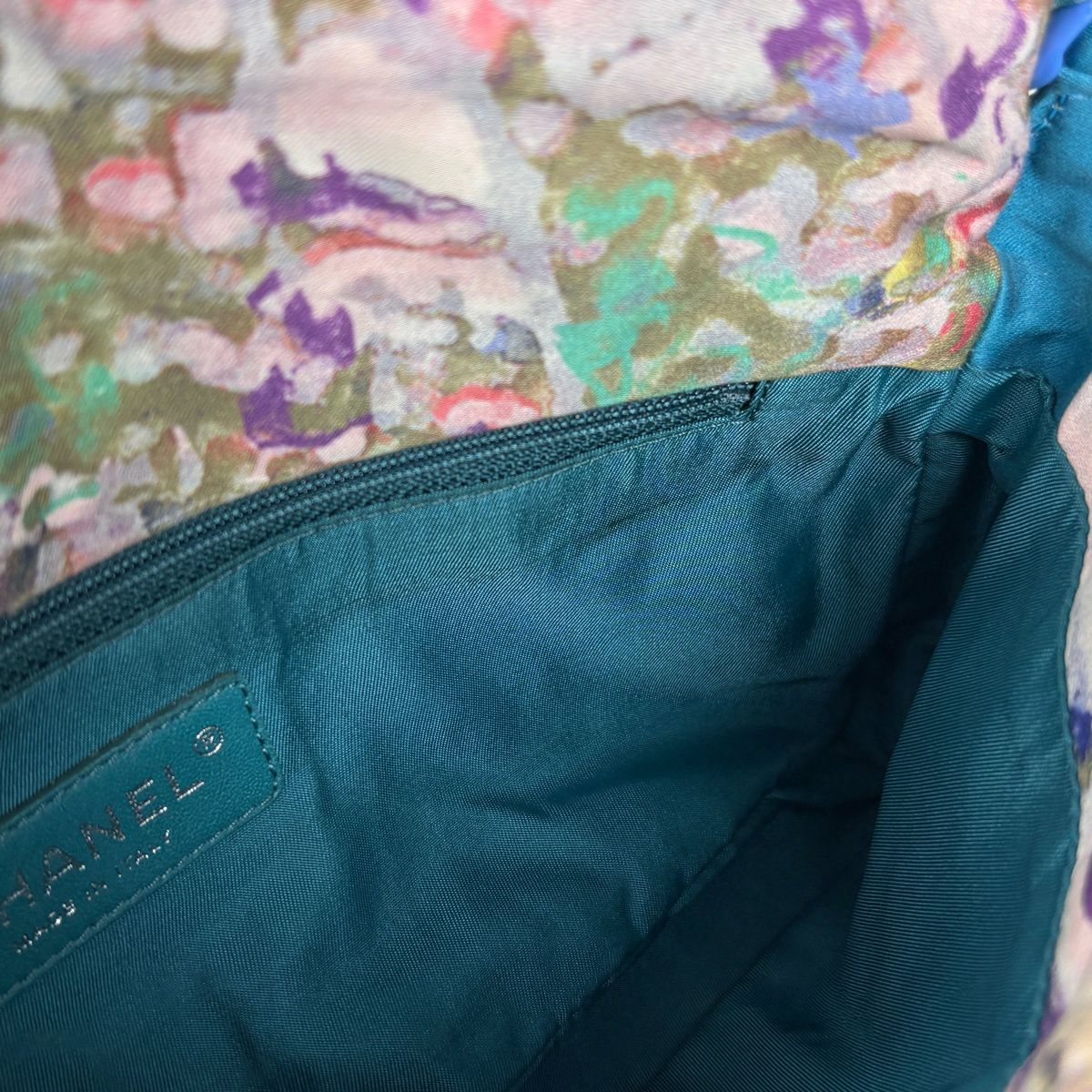 Chanel Shoulder Bag Water Color CC Logo Canvas Blue — view 8