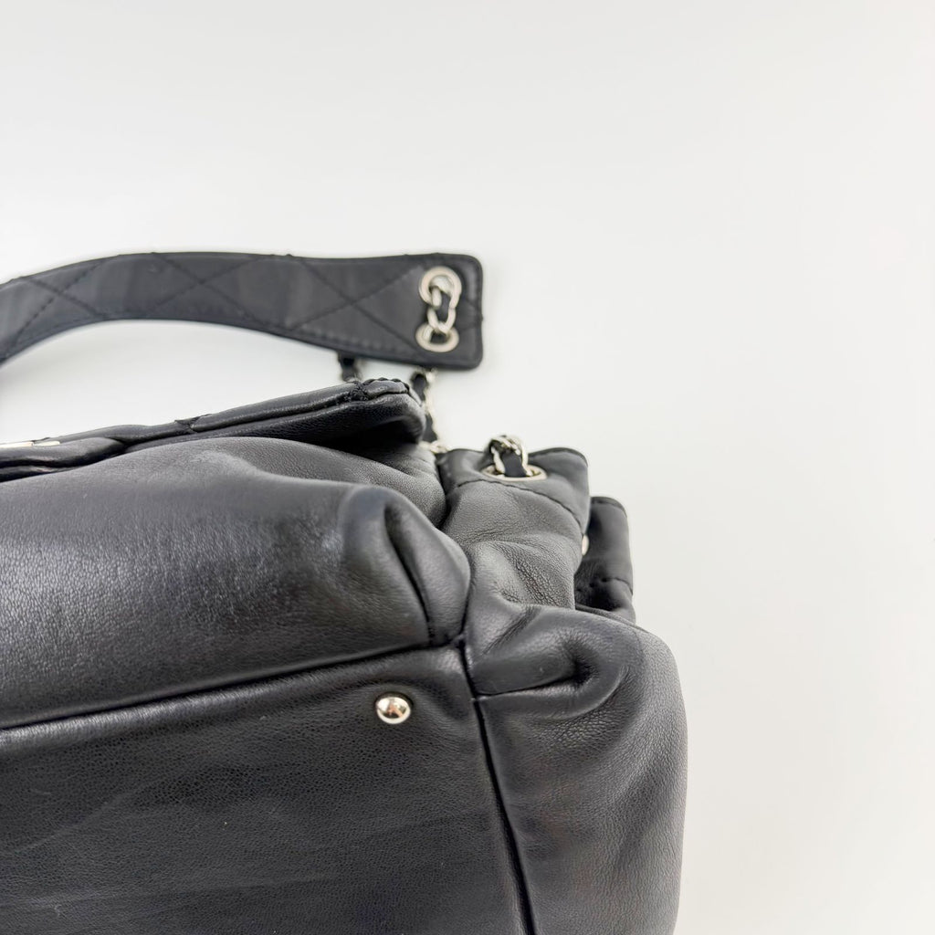 Chanel Quilted CC Logo Gathered Chain Shoulder Bag Leather Black Silver Seal — view 8