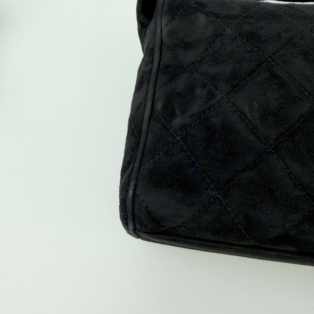 Chanel Quilted CC Logo Charm Shoulder Bag Suede Black Seal Vintage — view 8
