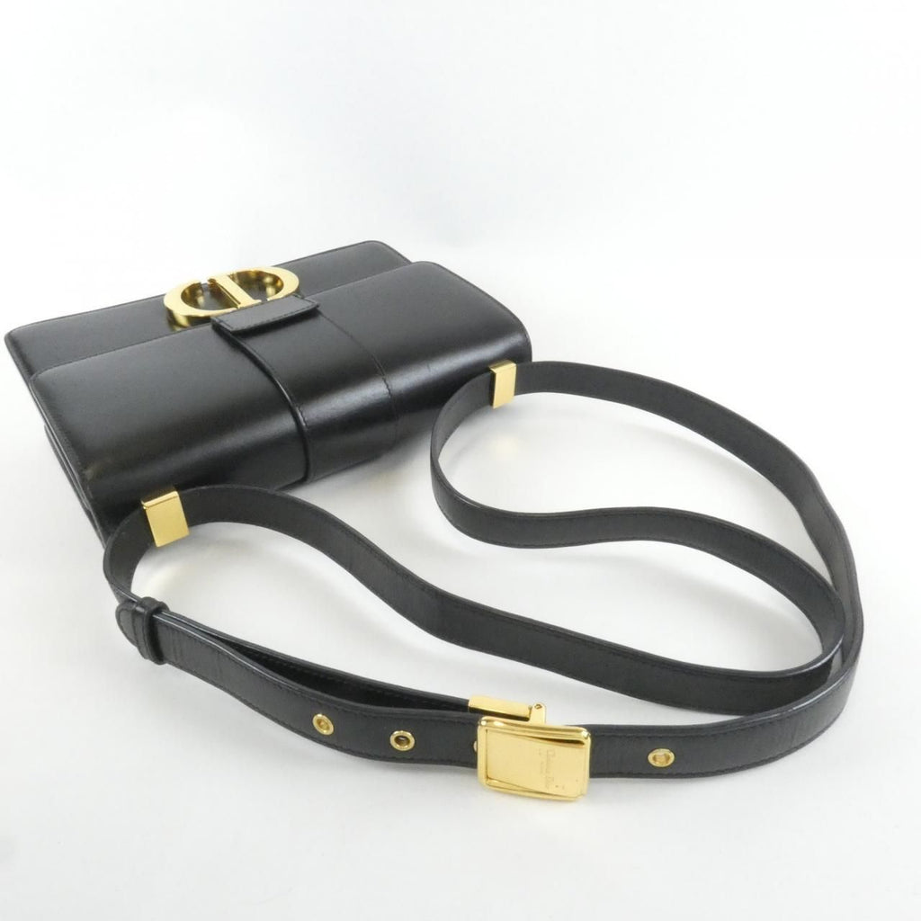 Dior 30 Montaigne Shoulder Bag — view 7