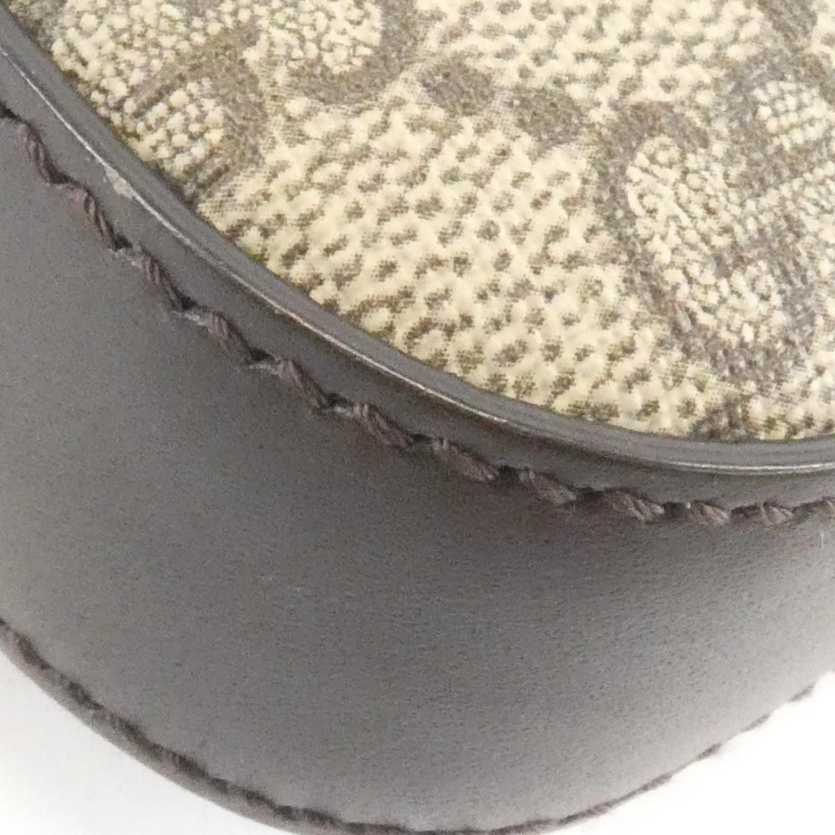 Gucci Shoulder Bag Beige — view 4