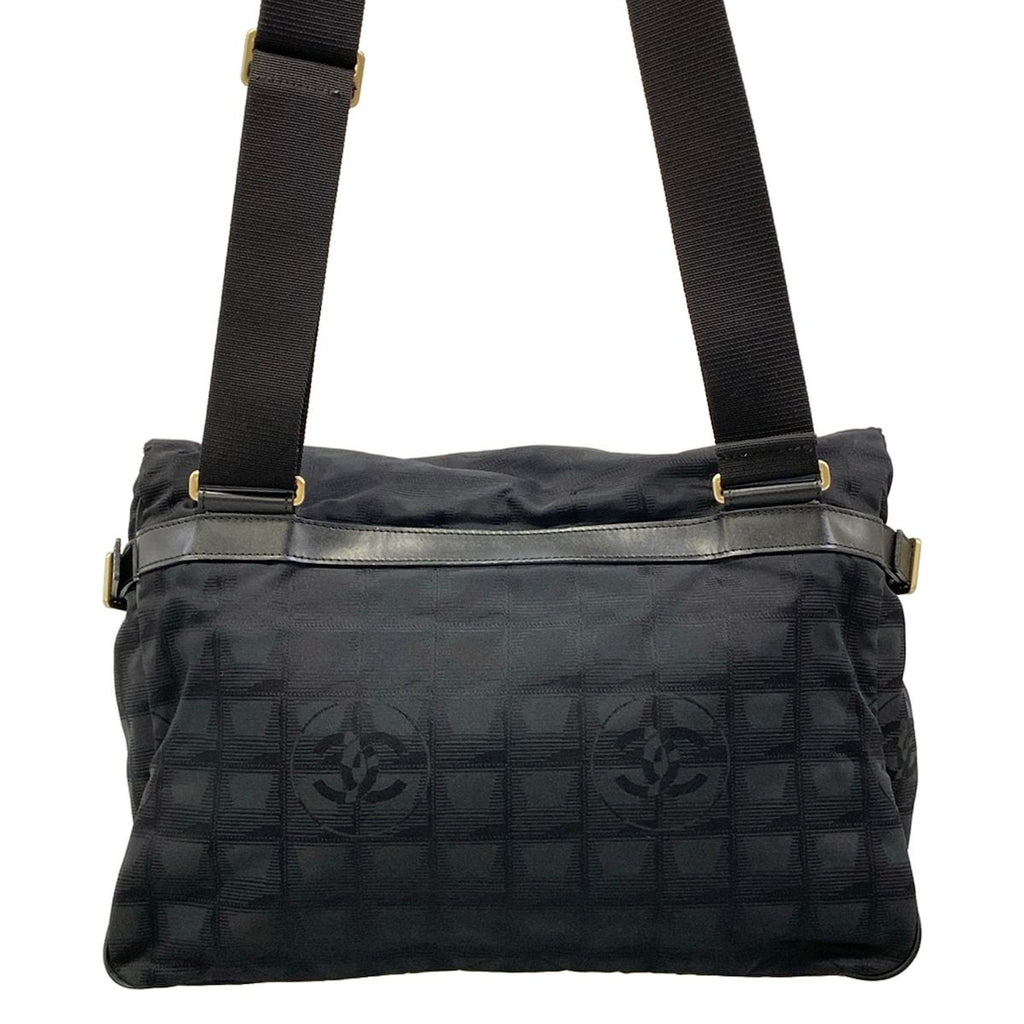 Chanel Shoulder Bag New Travel Line Black Gold Leather — view 3