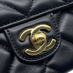 Chanel Chain Shoulder Bag Quilted CC Logo Lambskin 2-Way Black — view 7