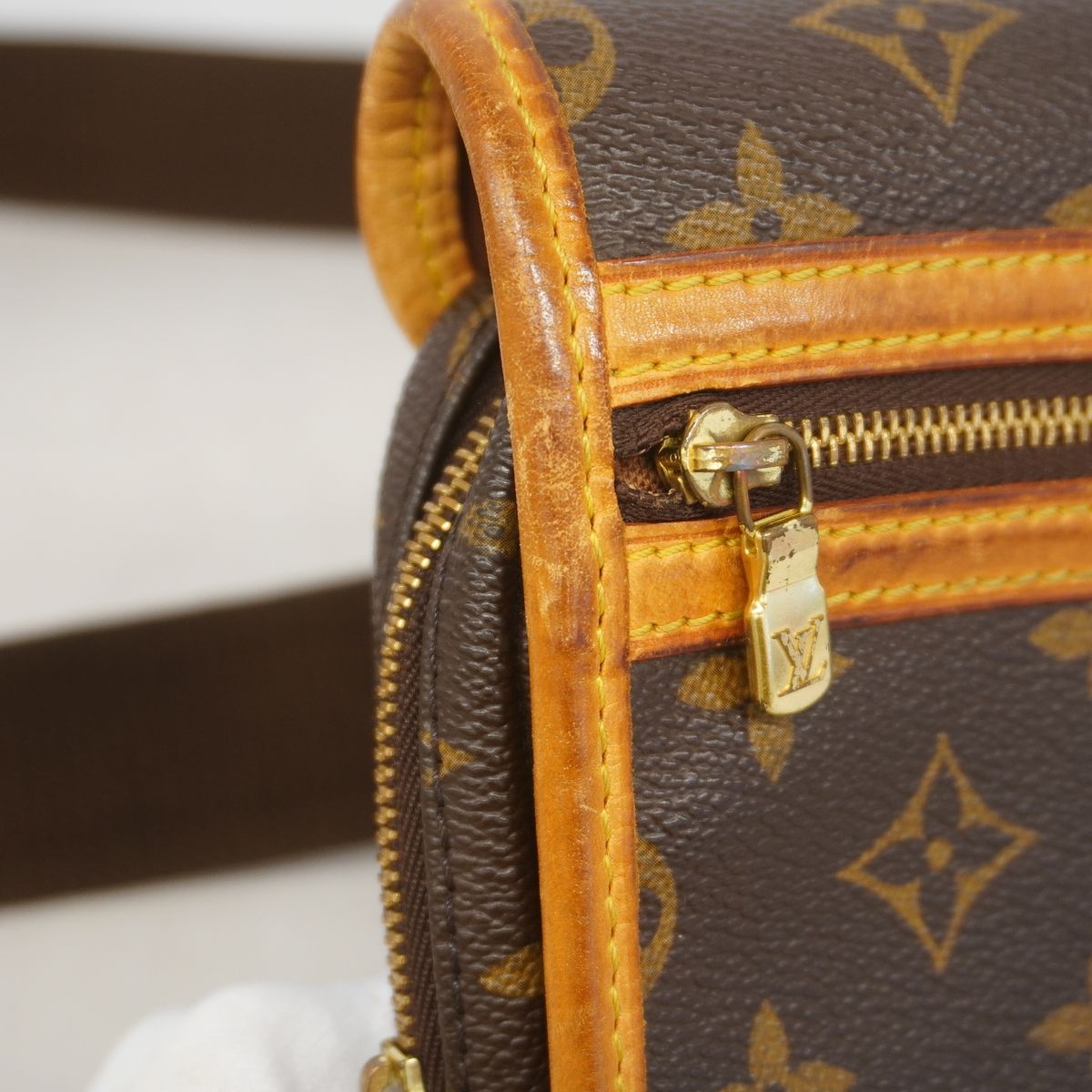 Louis Vuitton Waist Bag Monogram Bosphore Brown — view 7