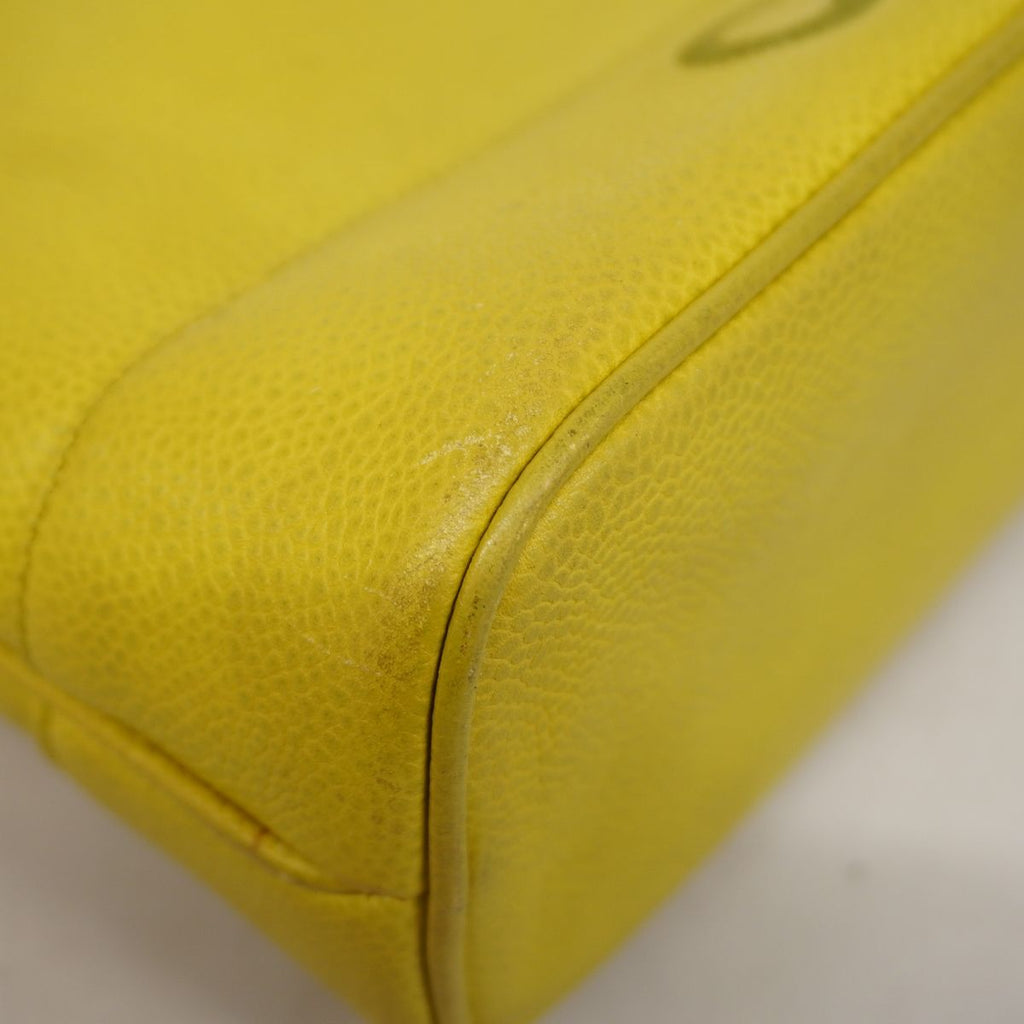 Chanel Shoulder Bag Caviar Leather Lime Yellow Gold — view 6