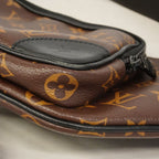 Louis Vuitton Belt Bag Monogram Macassar Christopher Brown Black — view 6