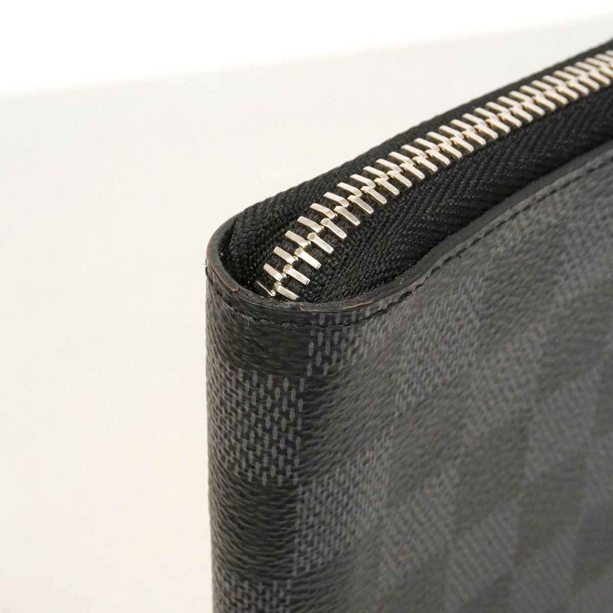 Louis Vuitton Wallet Damier Graphite Zippy Vertical Black Gray — view 7