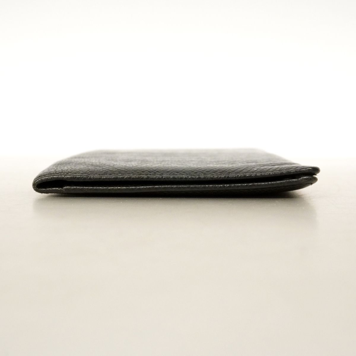 Louis Vuitton Long Billfold Taiga Porto Credit Ardoise Wallet — view 3