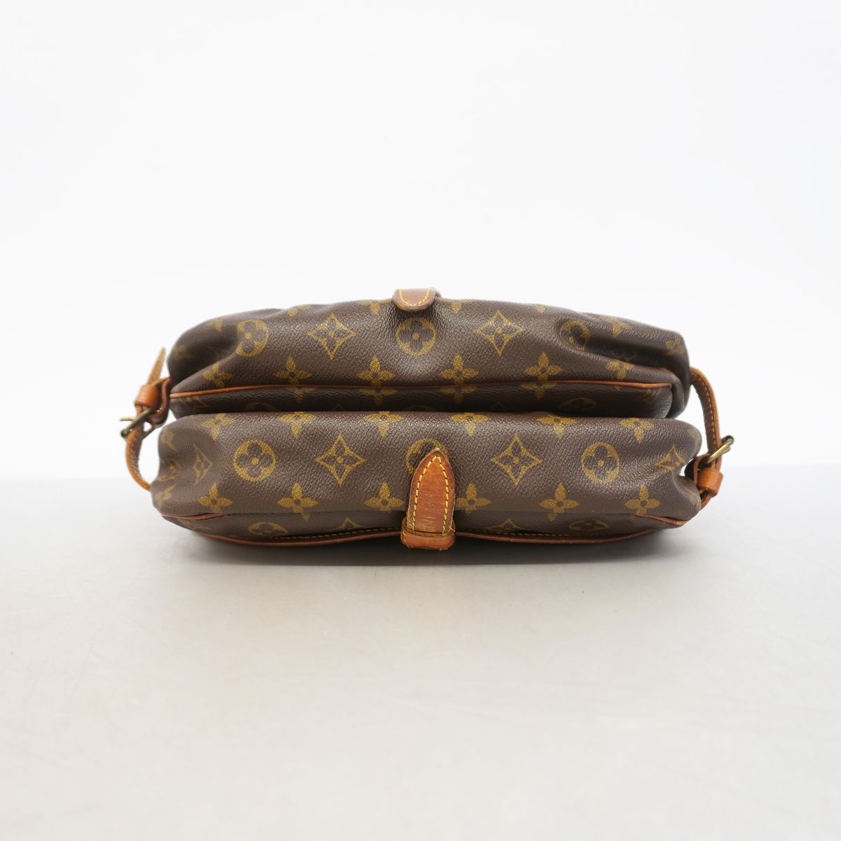 Louis Vuitton Shoulder Bag Monogram Saumur 30 Brown — view 3