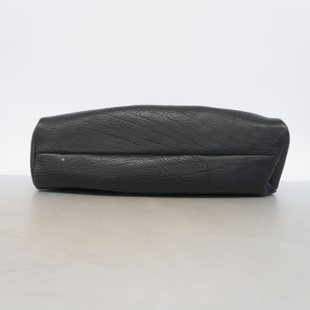 Gucci Handbag Leather Black — view 3