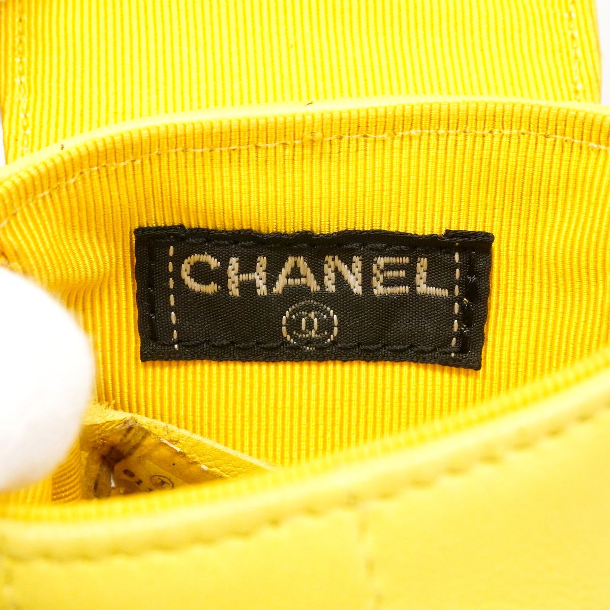 Chanel Shoulder Bag 2.55 Choco Bar Lambskin Yellow Silver — view 5