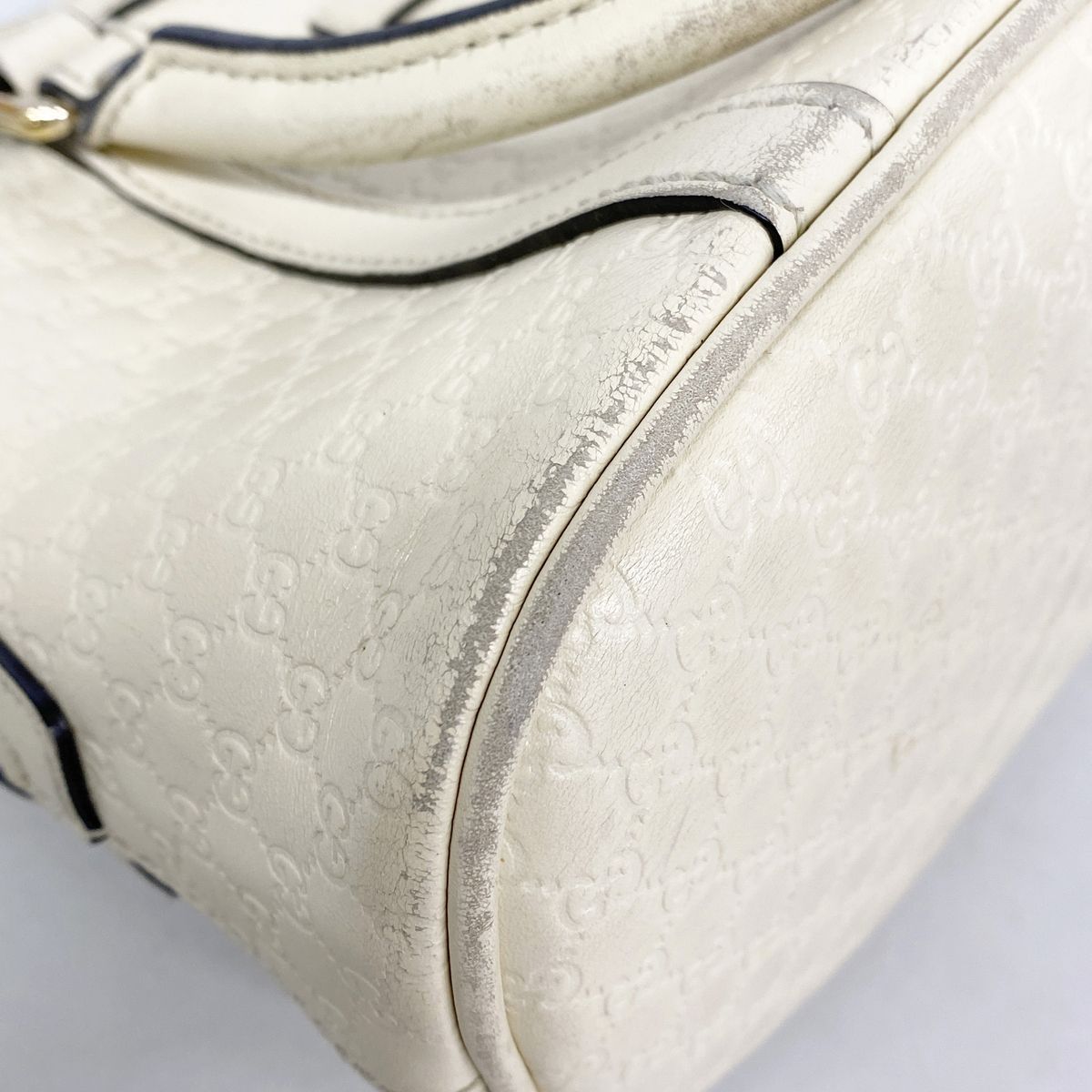 Gucci Handbag Micro Guccissima Leather Ivory Champagne Gold 2-Way Bag — view 6