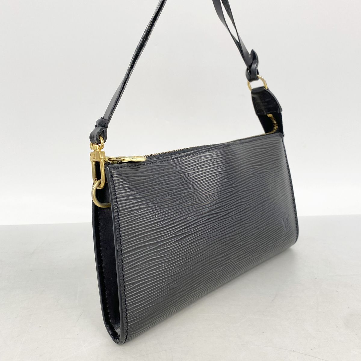 Louis Vuitton Pouch Epi Pochette Accessoires Noir — view 2