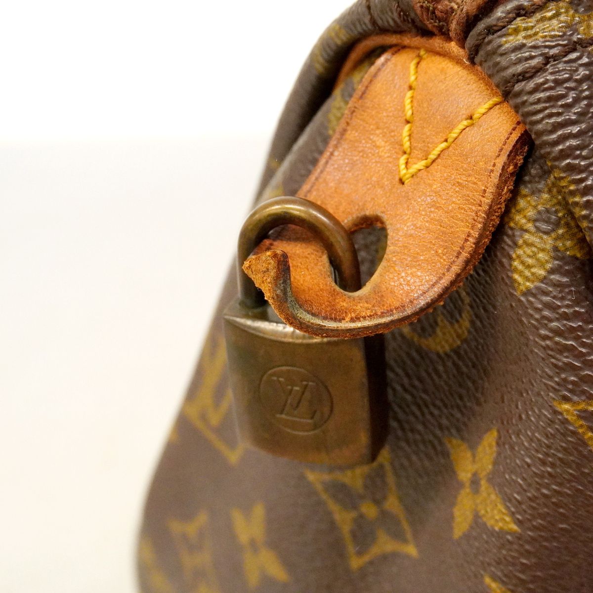 Louis Vuitton Handbag Monogram Speedy 30 Brown — view 8