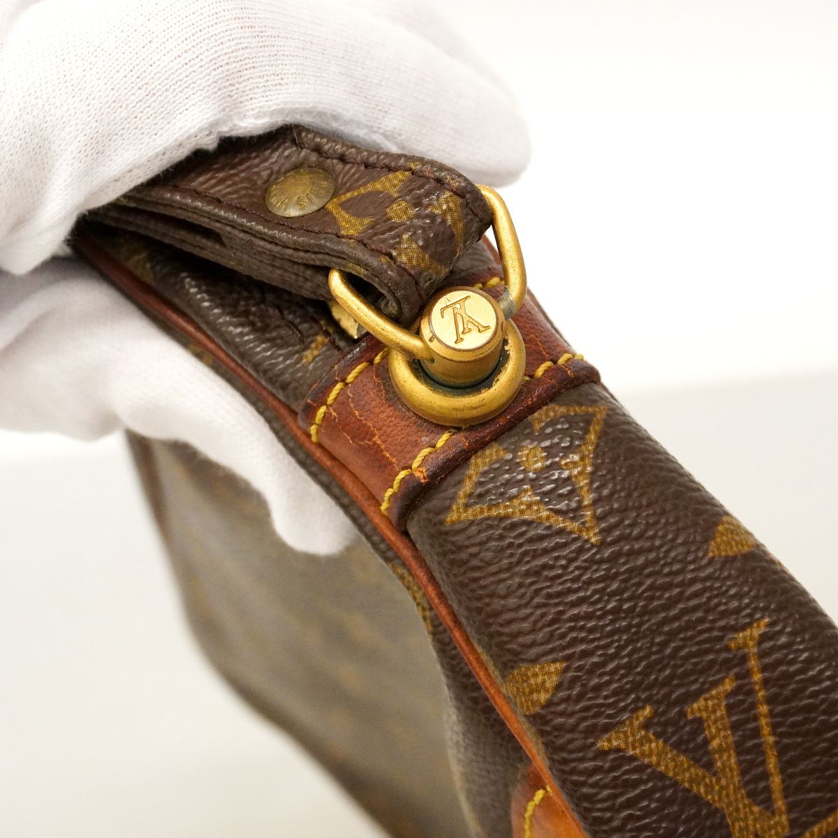 Louis Vuitton Clutch Monogram Marly Dragonne GM Brown — view 8