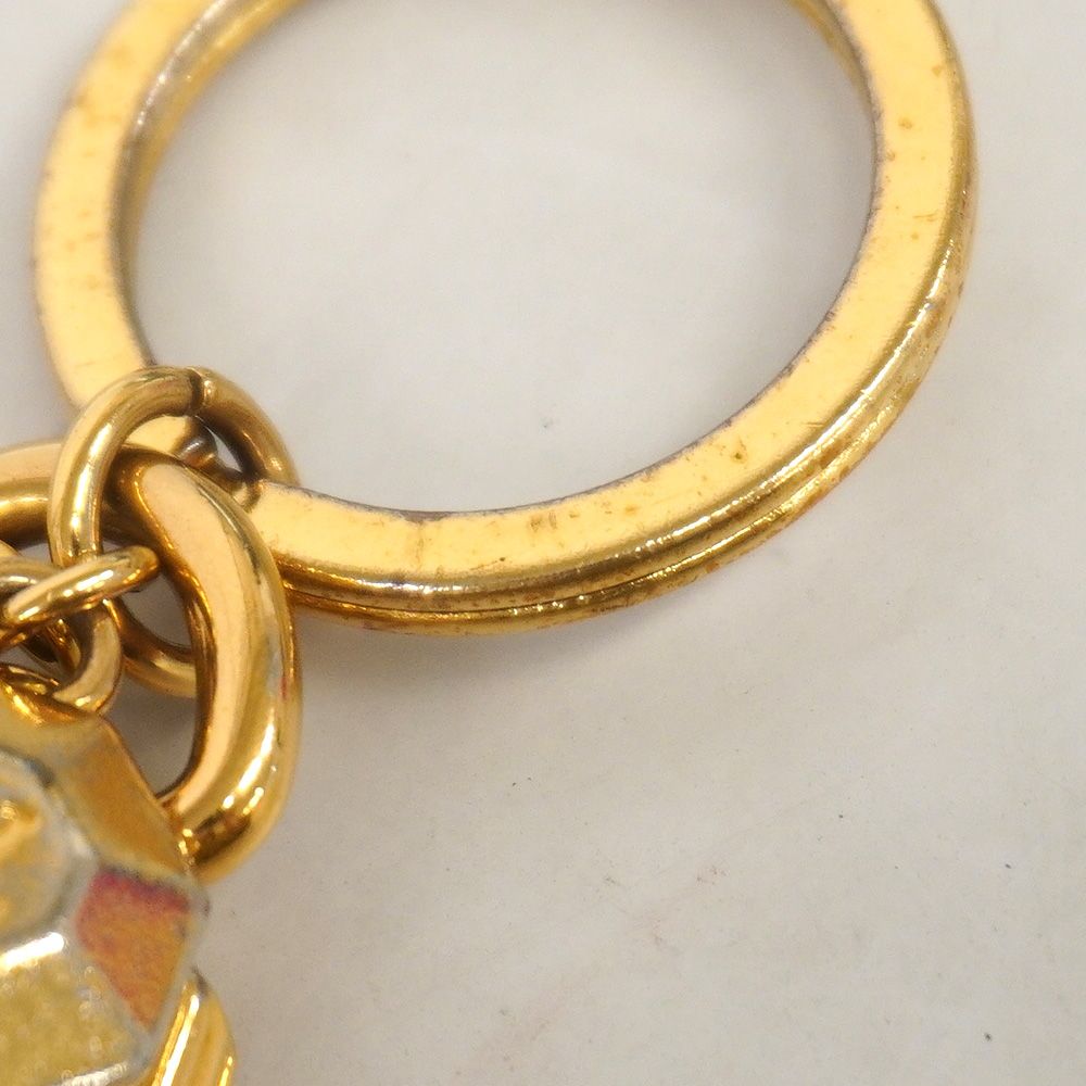 Louis Vuitton Key Holder Charm LV Facet Gold — view 5