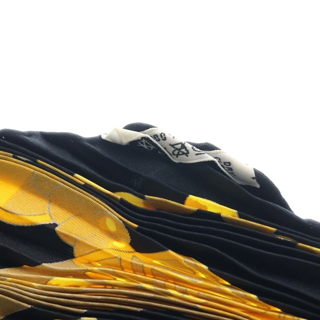 Hermes Pleated Carre Silk Scarf Black Yellow — view 4