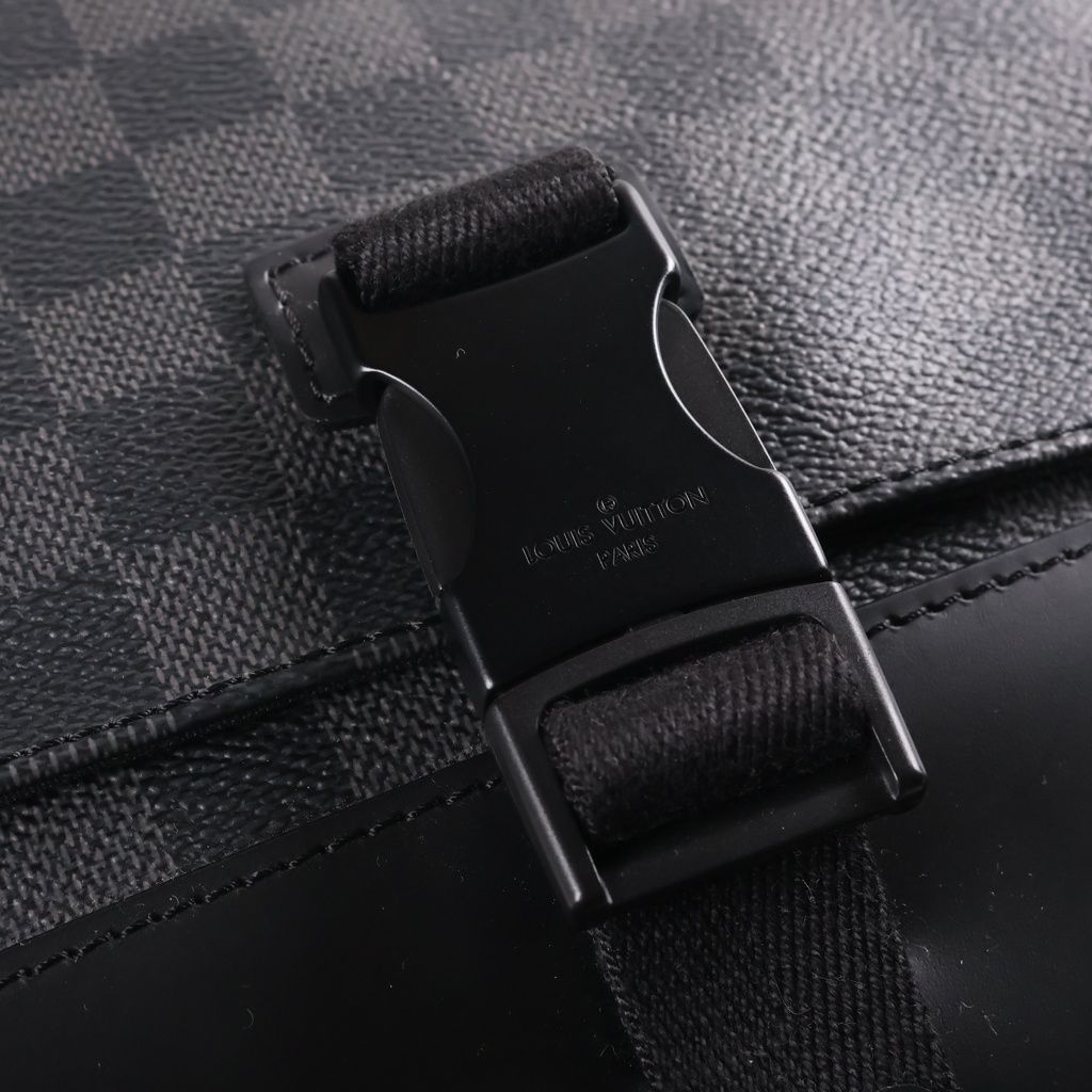Louis Vuitton Damier Graphite Messenger PM Leather Shoulder Bag Black Silver — view 6