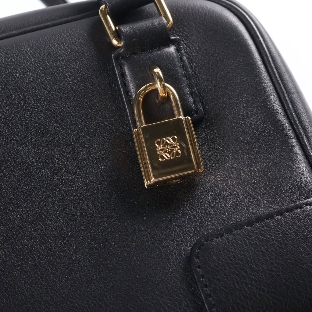 Loewe Amazona 19 2-Way Shoulder Bag Black Leather — view 6