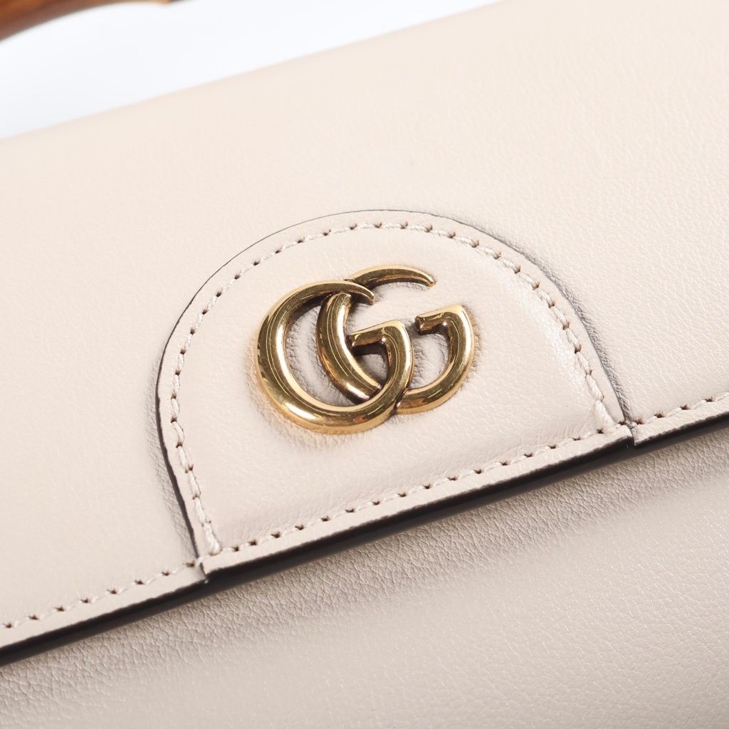 Gucci Bamboo Chain Shoulder Bag Leather Beige — view 6