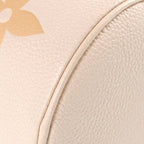 Louis Vuitton by the Pool Papillon BB Cream Saffron 2-Way Shoulder Bag Beige — view 5
