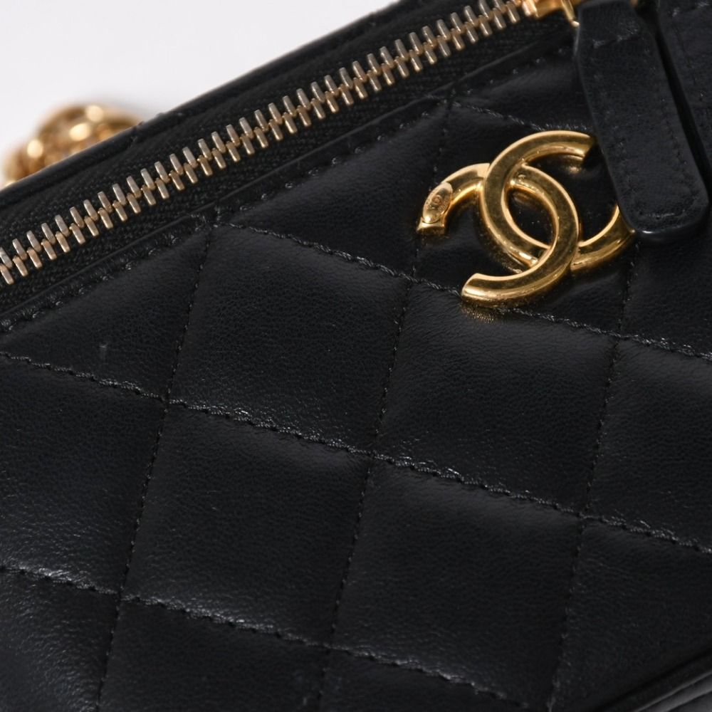 Chanel Vanity Chain Shoulder Bag Black Gold Lambskin — view 8