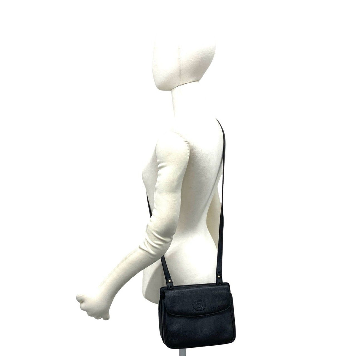 Gucci Vintage Interlocking G Logo Leather Shoulder Bag Pochette Black — view 2