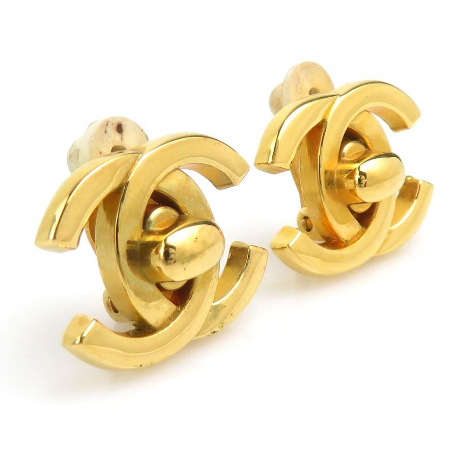 Chanel Earrings CC Logo — view 2