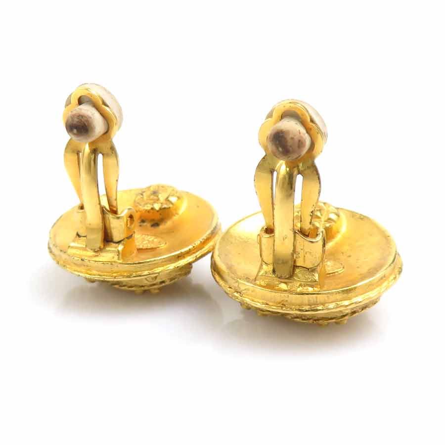 Chanel Earrings CC Logo — view 6