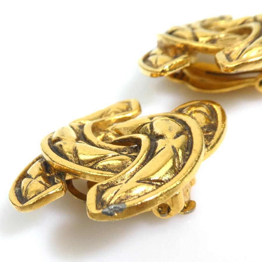 Chanel Earrings CC Logo — view 8