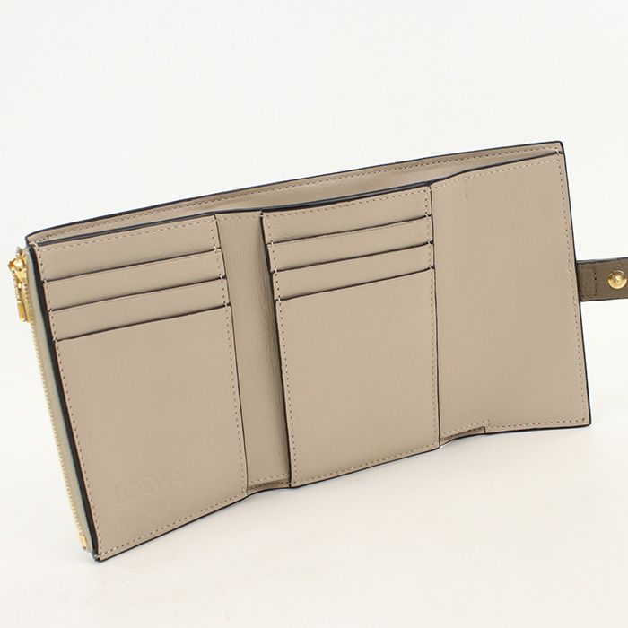 Loewe Vertical Wallet Small Anagram Trifold Soft Grain Calfskin — view 3