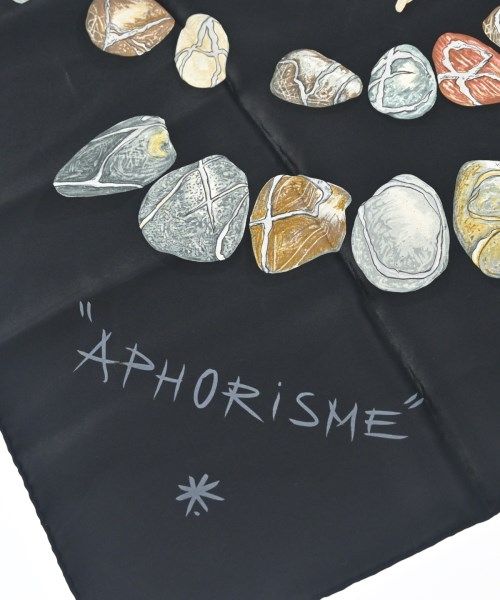Hermes Carre 90 Scarf Bandana — view 3