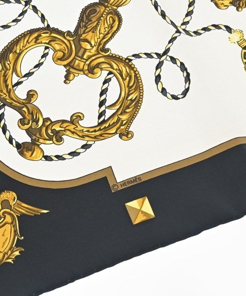 Hermes Carre 90 Scarf Bandana — view 4