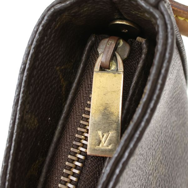Louis Vuitton Monogram Looping GM Wallet — view 7