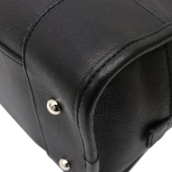 Loewe Amazona 28 Clutch — view 7