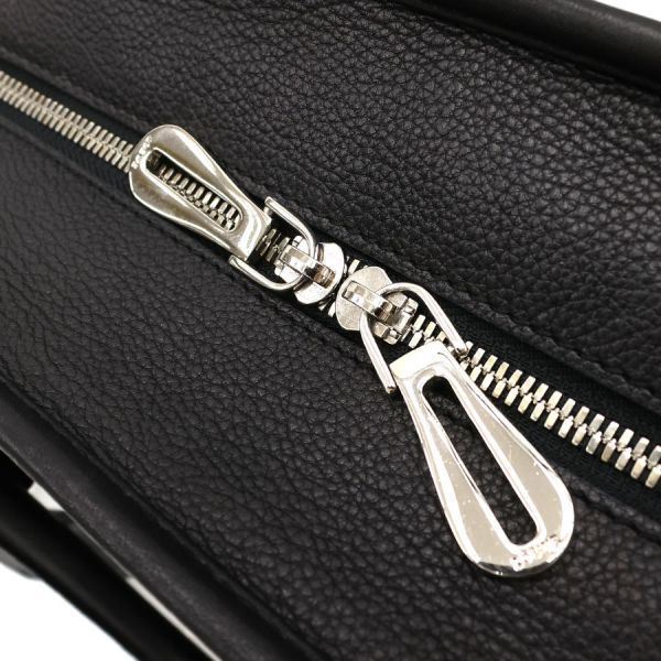 Loewe Amazona 28 Clutch — view 4