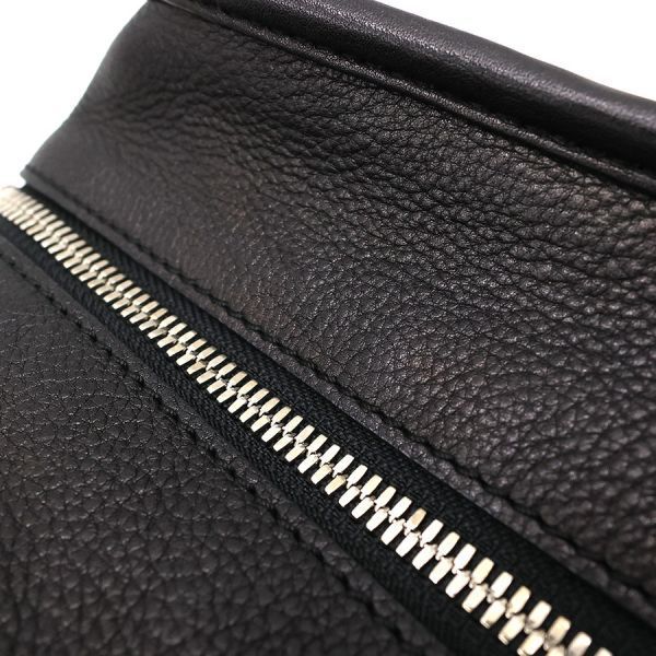 Loewe Amazona 28 Clutch — view 8