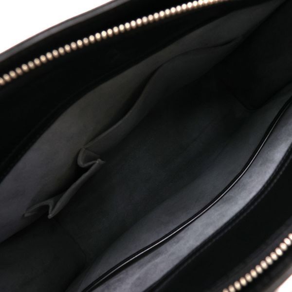 Louis Vuitton Epi Gemmo Clutch — view 3